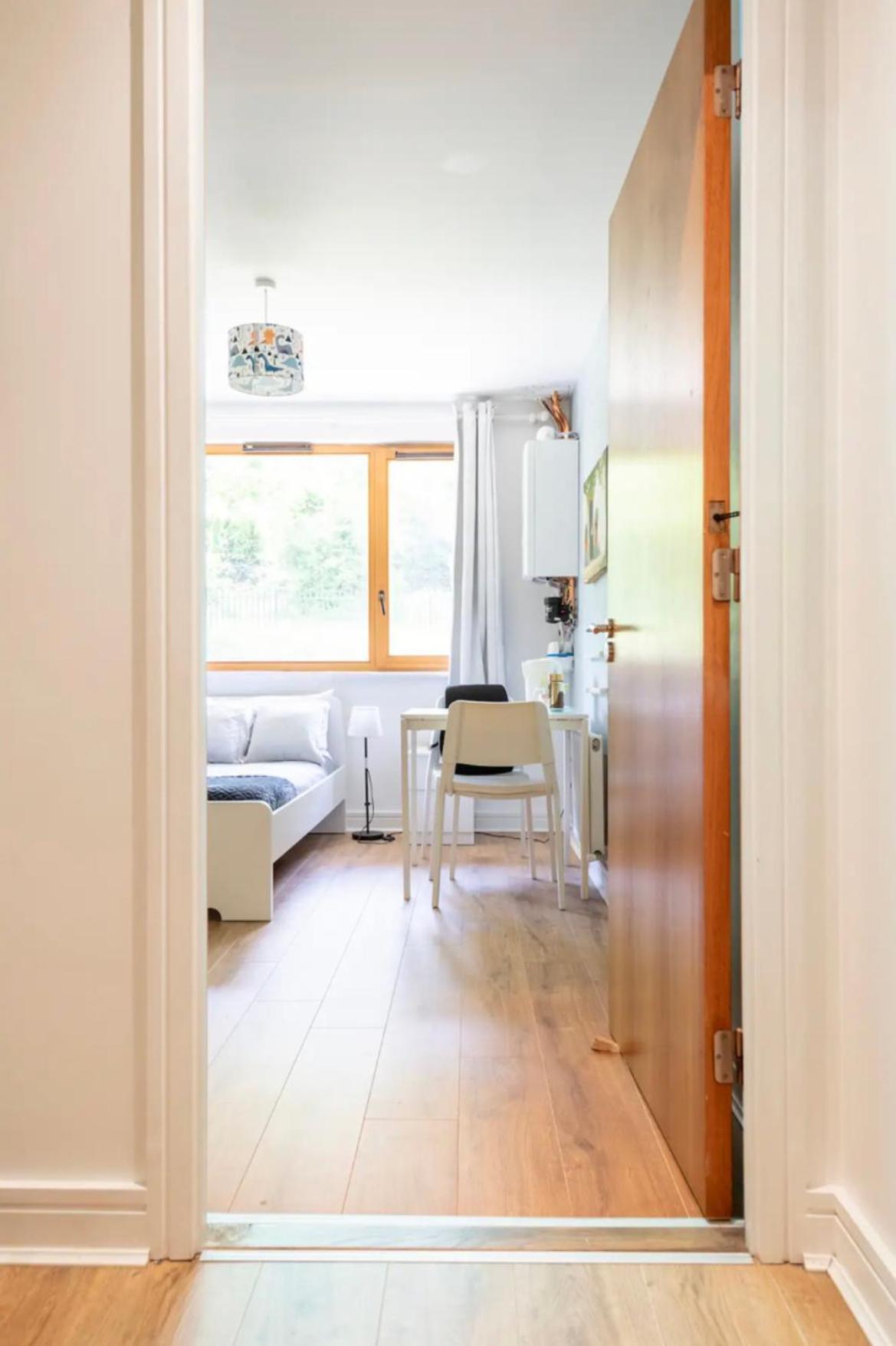 Spacious Room With Relaxing View Dublino Esterno foto